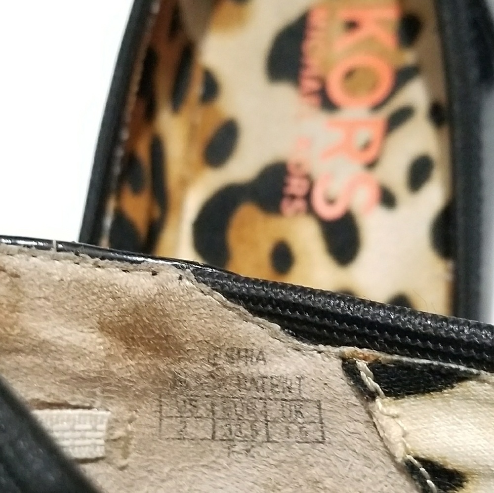 Kors Michael Kors Patent Animal Pumps Heels - Picture 4 of 6